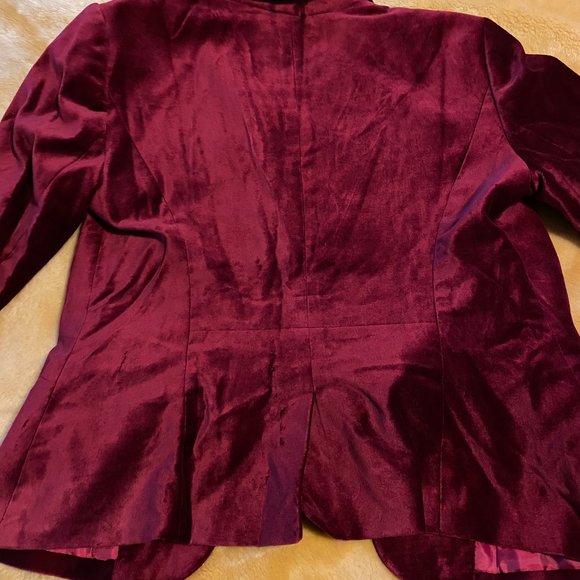 EUC Limited Perfect Red Velvet Blazer Jacket - Picture 3 of 5